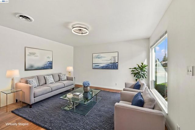 28611 Cole Pl, Hayward, CA 94544