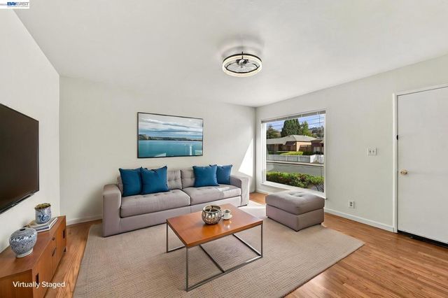 28611 Cole Pl, Hayward, CA 94544