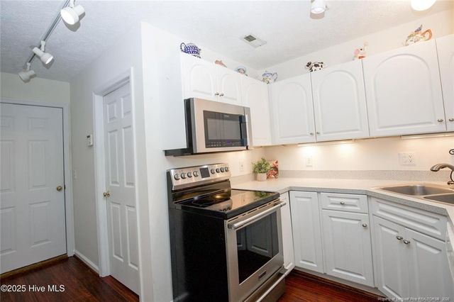 320 Hiscott Lane, Pinehurst, NC 28374