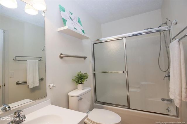 320 Hiscott Lane, Pinehurst, NC 28374