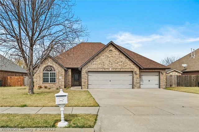 124 Signature Drive, Farmington, AR 72730