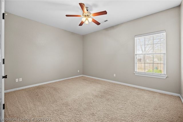 124 Signature Drive, Farmington, AR 72730
