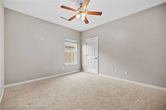 124 Signature Drive, Farmington, AR 72730