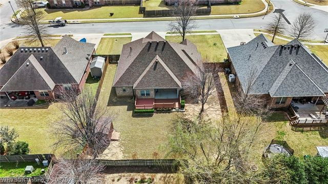 124 Signature Drive, Farmington, AR 72730