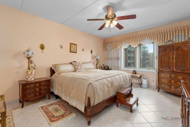 8711 W Bryn Mawr Avenue 501, Chicago, IL 60631