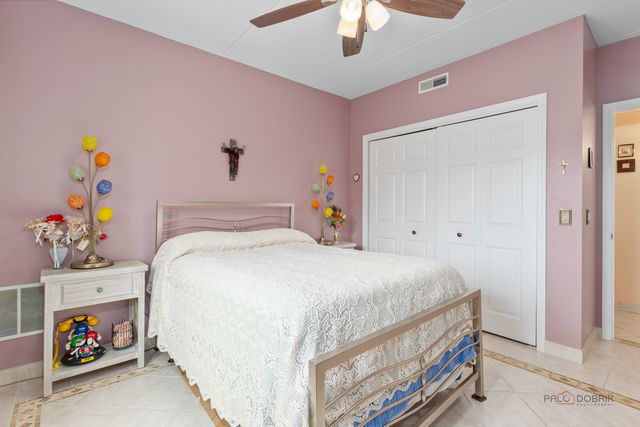 8711 W Bryn Mawr Avenue 501, Chicago, IL 60631