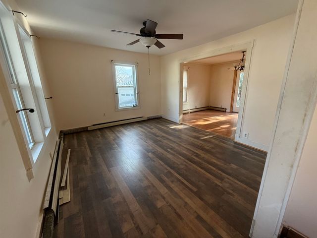 33 Maple Street, Randolph, VT 05060