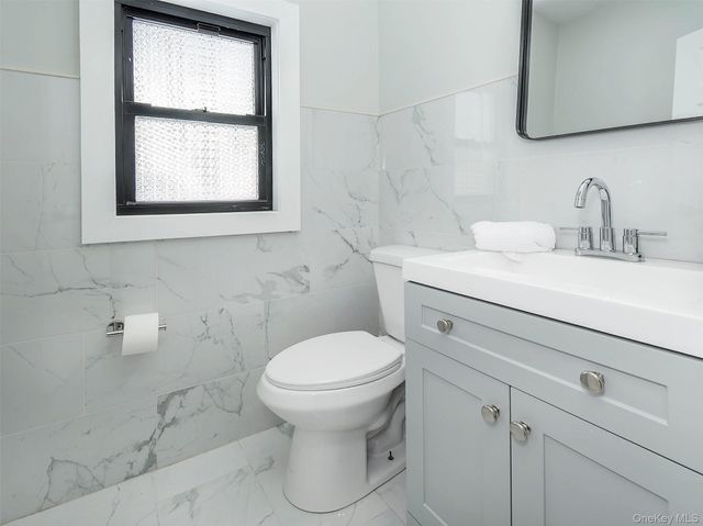 85 Webster Avenue, Port Washington, NY 11050