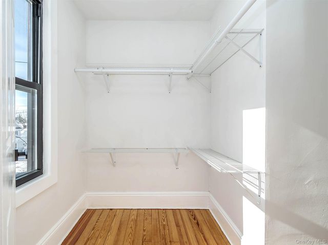 85 Webster Avenue, Port Washington, NY 11050