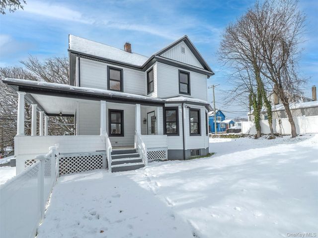 85 Webster Avenue, Port Washington, NY 11050