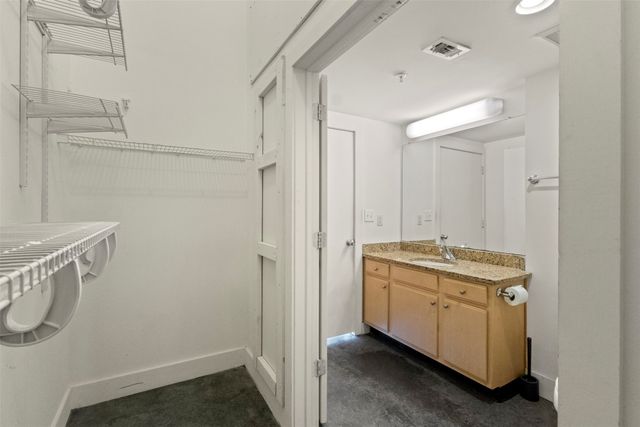2502 Live Oak Street 236, Dallas, TX 75204