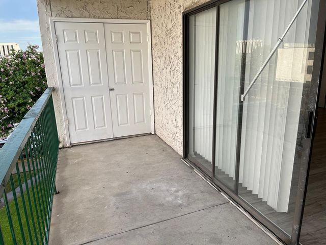 2816 S Bartell Drive 34, Houston, TX 77054