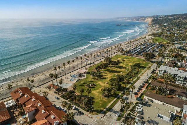 8001 Calle De La Plata, La Jolla, CA 92037