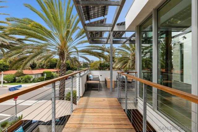 8001 Calle De La Plata, La Jolla, CA 92037