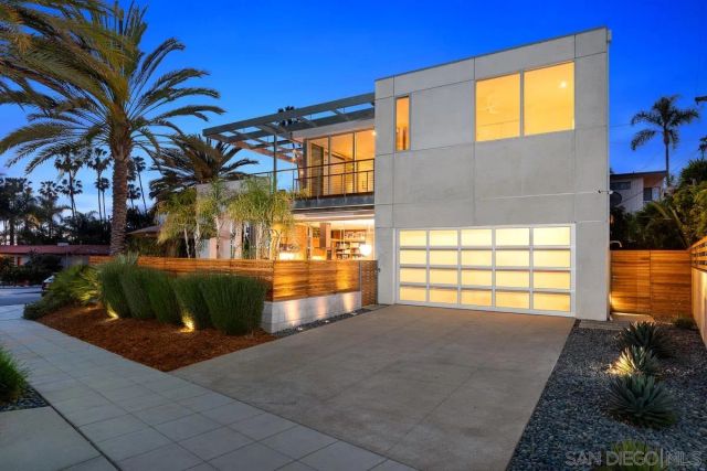 8001 Calle De La Plata, La Jolla, CA 92037