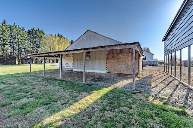 199 Walking Horse Trail, Mount Airy, NC 27030