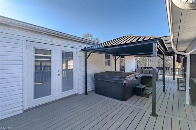 199 Walking Horse Trail, Mount Airy, NC 27030