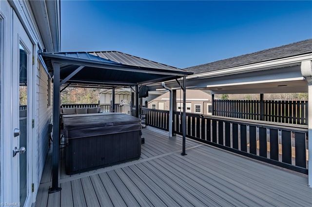 199 Walking Horse Trail, Mount Airy, NC 27030