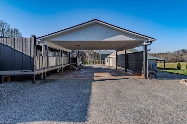 199 Walking Horse Trail, Mount Airy, NC 27030