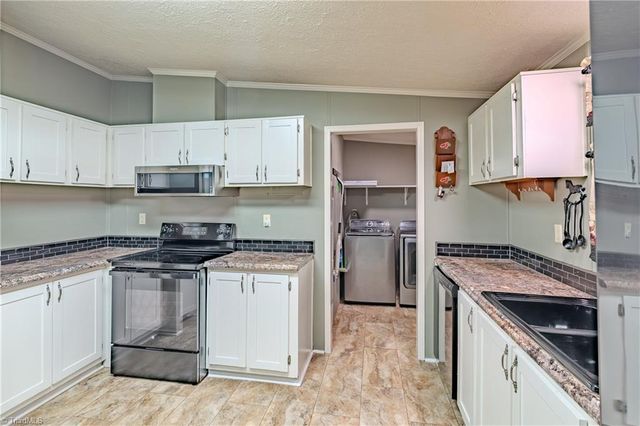 199 Walking Horse Trail, Mount Airy, NC 27030