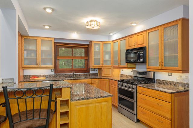 65 Pelham Road, Salem, NH 03079