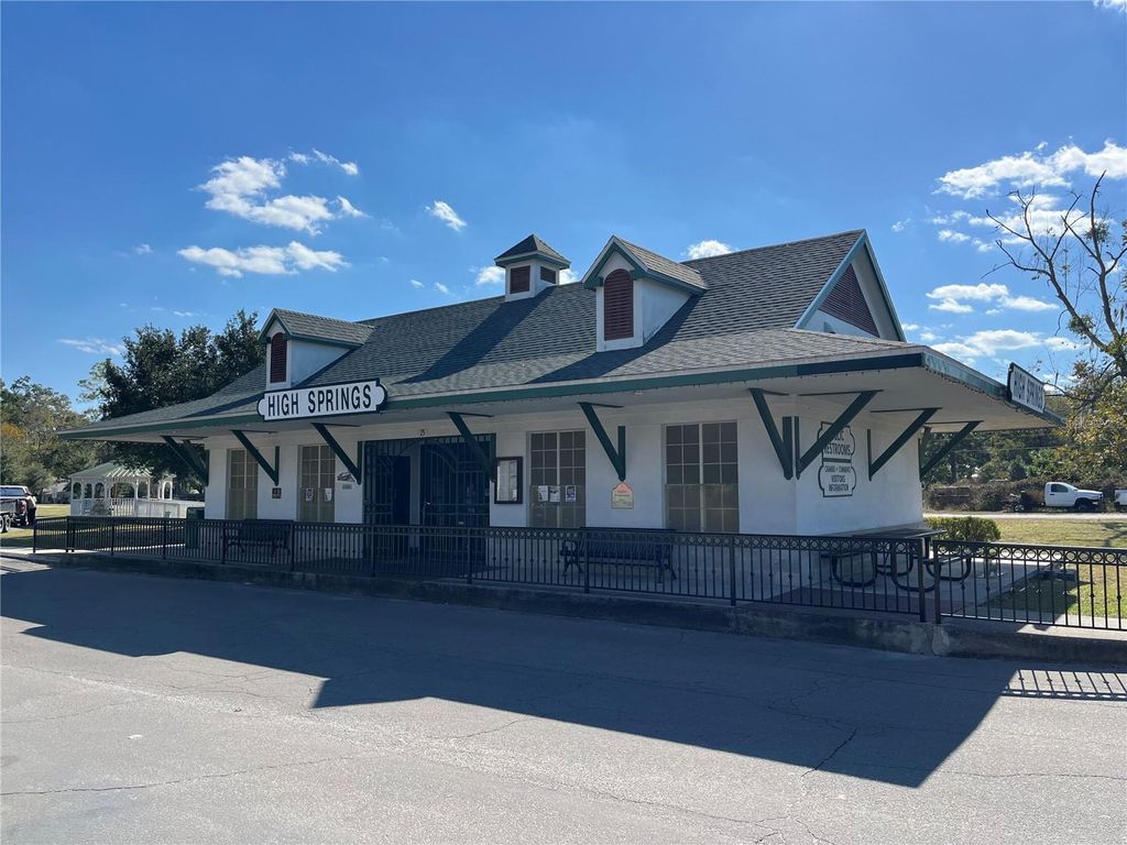 Image 14 of property listing at TBD NW 187TH AVENUE, High Springs, FL 32643