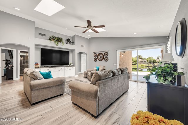 1401 W BLUE RIDGE Court, Chandler, AZ 85248