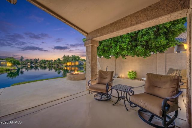 1401 W BLUE RIDGE Court, Chandler, AZ 85248