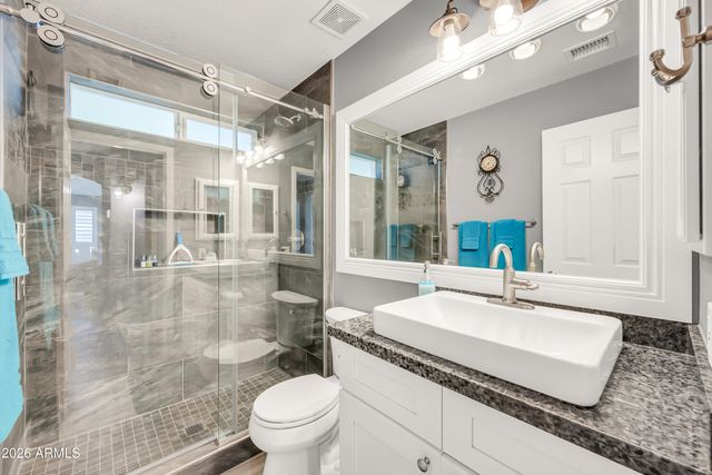 1401 W BLUE RIDGE Court, Chandler, AZ 85248