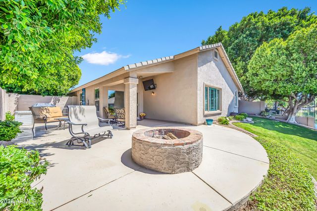 1401 W BLUE RIDGE Court, Chandler, AZ 85248