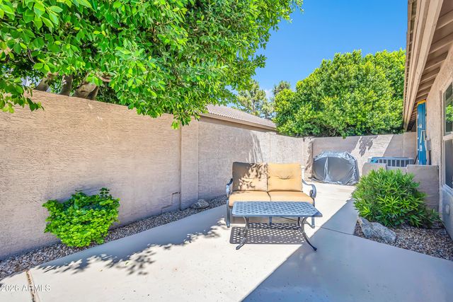 1401 W BLUE RIDGE Court, Chandler, AZ 85248