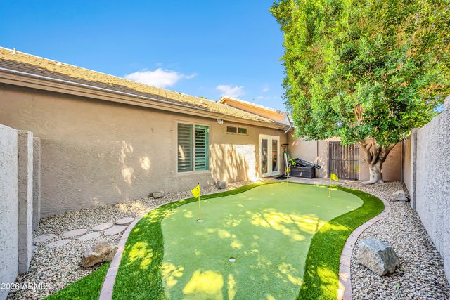 1401 W BLUE RIDGE Court, Chandler, AZ 85248