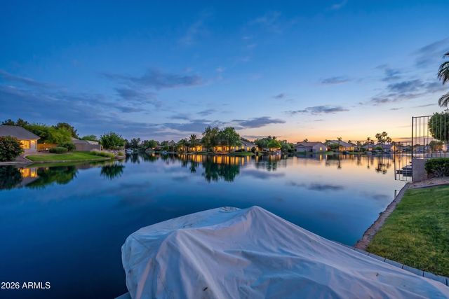 1401 W BLUE RIDGE Court, Chandler, AZ 85248