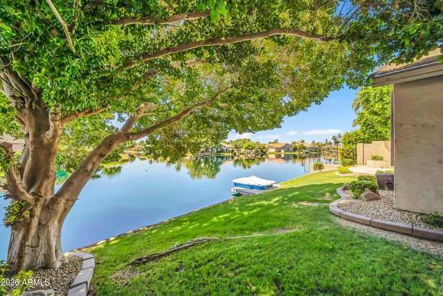 1401 W BLUE RIDGE Court, Chandler, AZ 85248