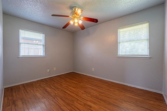 521 Gray Fox Run, Edmond, OK 73003