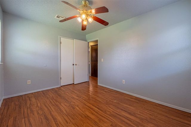 521 Gray Fox Run, Edmond, OK 73003
