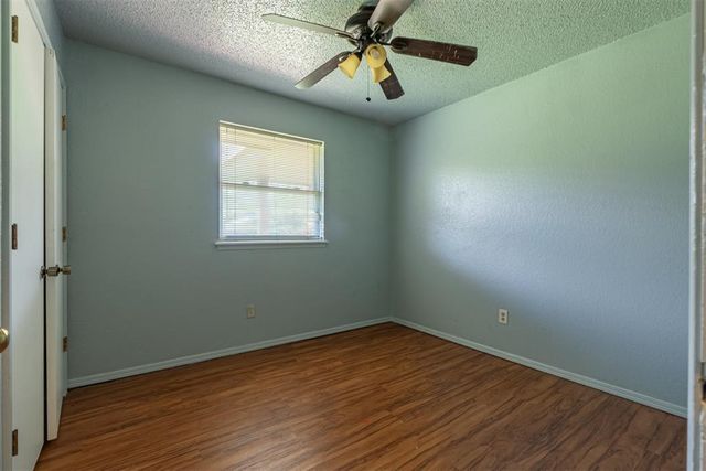 521 Gray Fox Run, Edmond, OK 73003