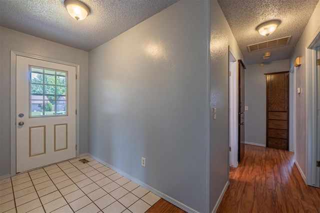 521 Gray Fox Run, Edmond, OK 73003
