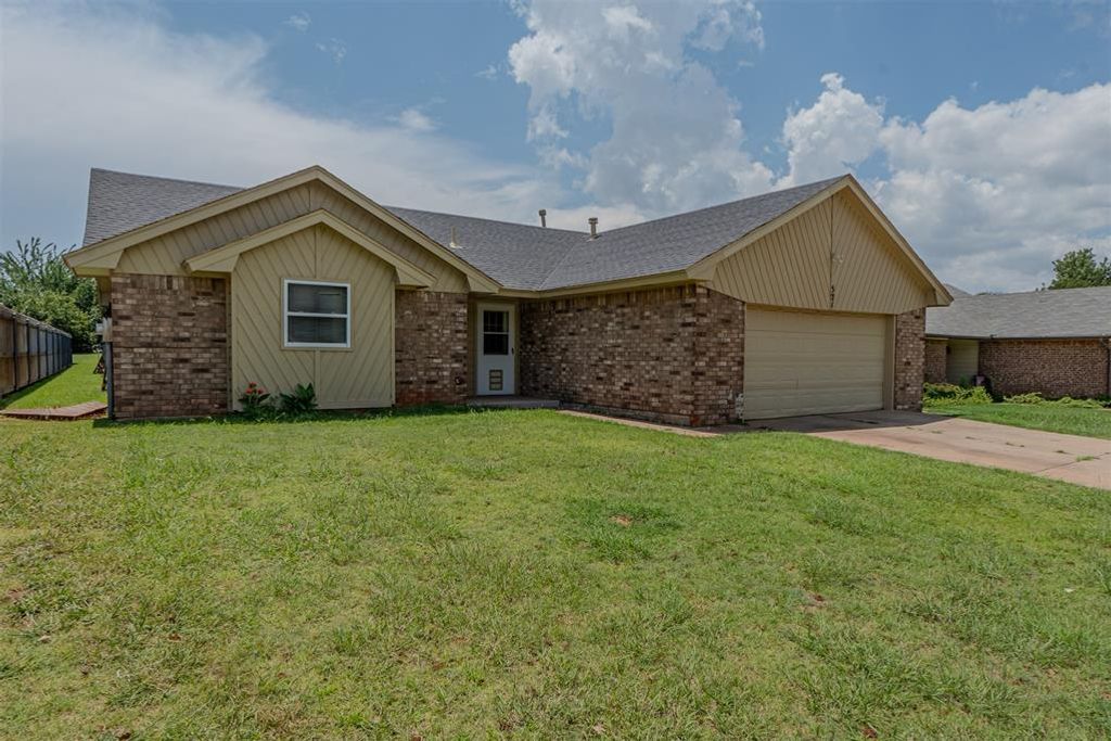 521 Gray Fox Run, Edmond, OK 73003