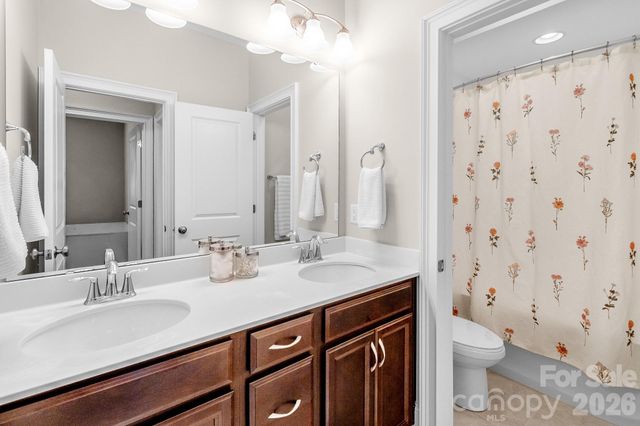 421 Vintage Creek Drive, Weddington, NC 28104