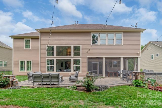 421 Vintage Creek Drive, Weddington, NC 28104