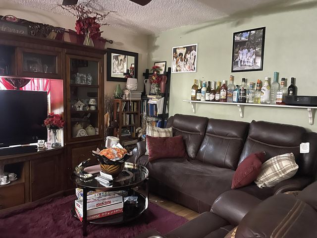 1965 SW 24TH Circle, Boynton Beach, FL 33426