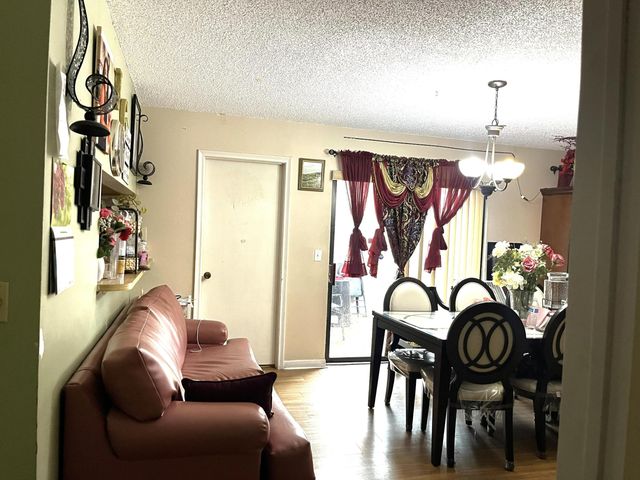 1965 SW 24TH Circle, Boynton Beach, FL 33426