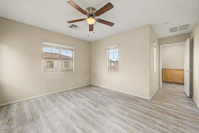 10352 W SANDS Drive 473, Peoria, AZ 85383