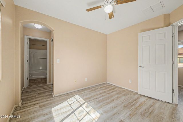 10352 W SANDS Drive 473, Peoria, AZ 85383