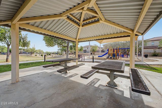 10352 W SANDS Drive 473, Peoria, AZ 85383