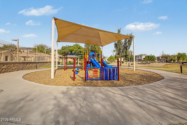 10352 W SANDS Drive 473, Peoria, AZ 85383