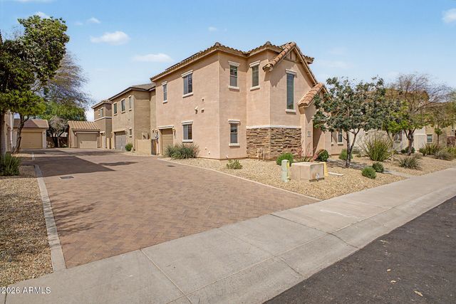 10352 W SANDS Drive 473, Peoria, AZ 85383