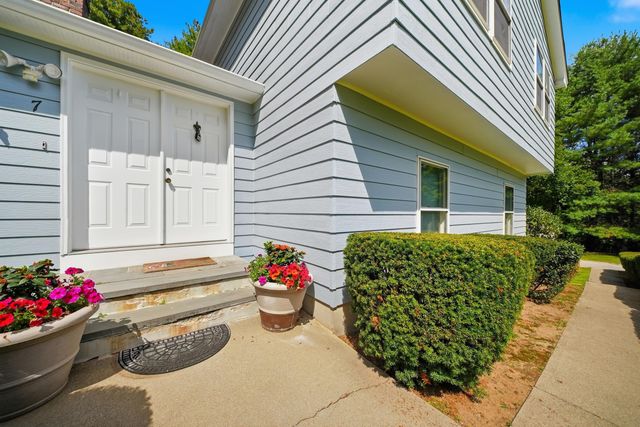 7 Twin Street, Windham, NH 03087