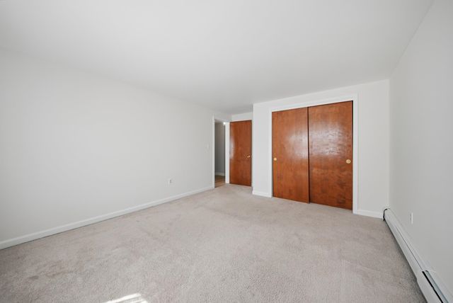 7 Twin Street, Windham, NH 03087
